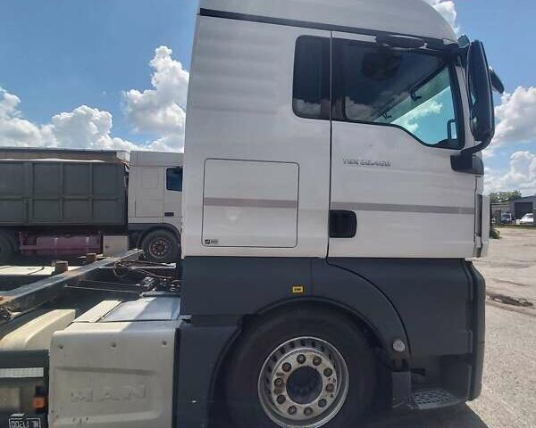 Белый МАН 26.460, объемом двигателя 12.42 л и пробегом 927 тыс. км за 45000 $, фото 3 на Automoto.ua