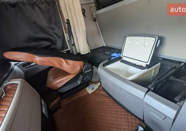 Белый МАН 26.460, объемом двигателя 12.42 л и пробегом 900 тыс. км за 48888 $, фото 9 на Automoto.ua