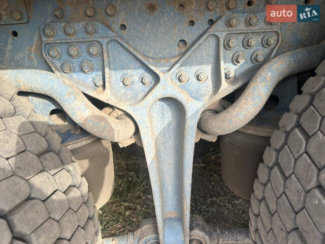 Красный МАН 26.530, объемом двигателя 12.82 л и пробегом 298 тыс. км за 36000 $, фото 19 на Automoto.ua