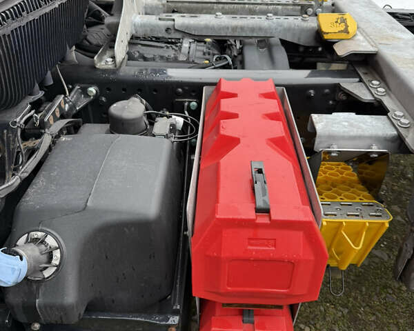 МАН 26.530, объемом двигателя 0 л и пробегом 650 тыс. км за 73942 $, фото 9 на Automoto.ua