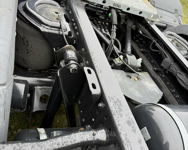 МАН 26.530, объемом двигателя 0 л и пробегом 650 тыс. км за 73942 $, фото 14 на Automoto.ua