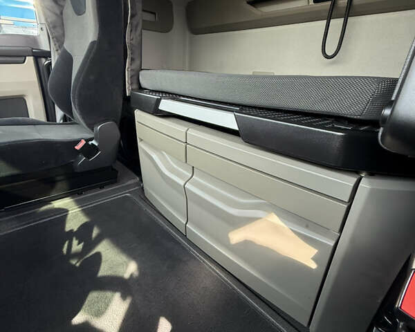 МАН 26.530, объемом двигателя 0 л и пробегом 560 тыс. км за 78235 $, фото 18 на Automoto.ua