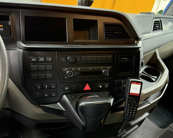 МАН 26.530, объемом двигателя 0 л и пробегом 650 тыс. км за 73942 $, фото 2 на Automoto.ua