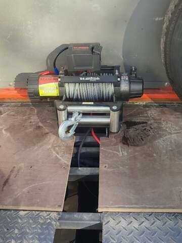 Черный МАН 8.150 груз., объемом двигателя 4.58 л и пробегом 602 тыс. км за 16100 $, фото 1 на Automoto.ua