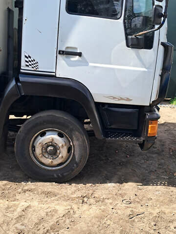 Белый МАН 8.163, объемом двигателя 4.58 л и пробегом 800 тыс. км за 5500 $, фото 9 на Automoto.ua