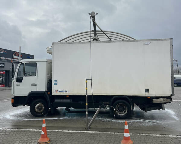 Белый МАН 8.163, объемом двигателя 4.6 л и пробегом 567 тыс. км за 15500 $, фото 12 на Automoto.ua