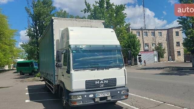 Белый МАН 8.180, объемом двигателя 4.58 л и пробегом 350 тыс. км за 10500 $, фото 1 на Automoto.ua