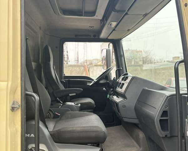 МАН 8.180 2009 в Одессе на Automoto.ua Бежевый МАН 8.180, объемом двигателя 4.58 л и пробегом 251 тыс. км за 27100 $, фото 11 на Automoto.ua