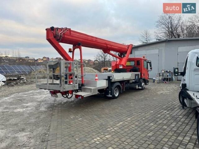 Красный МАН 8.180, объемом двигателя 4.2 л и пробегом 42 тыс. км за 104656 $, фото 8 на Automoto.ua