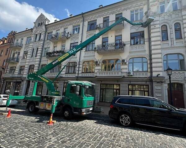 Зеленый МАН 8.180, объемом двигателя 4.6 л и пробегом 150 тыс. км за 83000 $, фото 2 на Automoto.ua