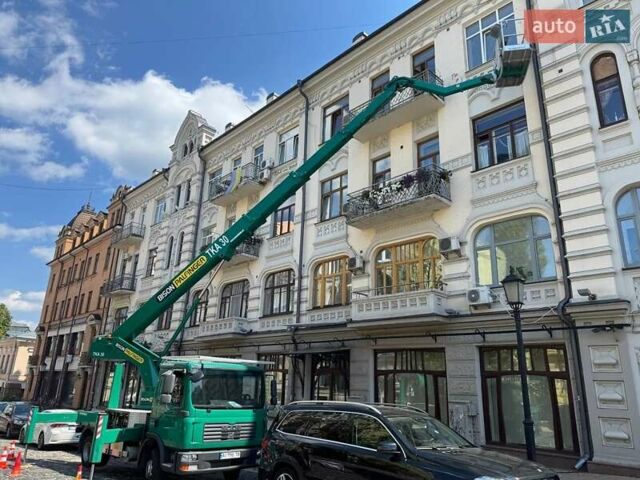 Зеленый МАН 8.180, объемом двигателя 4.6 л и пробегом 150 тыс. км за 83000 $, фото 7 на Automoto.ua