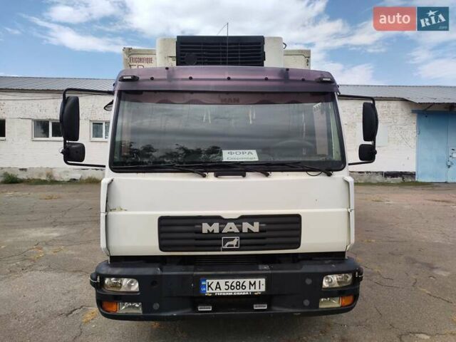 Белый МАН 8.224, объемом двигателя 6.87 л и пробегом 42 тыс. км за 11000 $, фото 1 на Automoto.ua