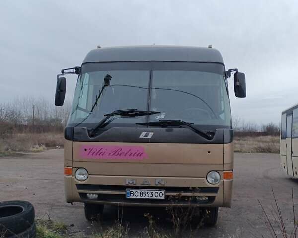 Бежевый МАН 9.150 пасс., объемом двигателя 6.9 л и пробегом 937 тыс. км за 8700 $, фото 3 на Automoto.ua