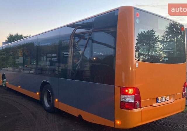 Оранжевый МАН A21, объемом двигателя 12 л и пробегом 700 тыс. км за 15764 $, фото 2 на Automoto.ua