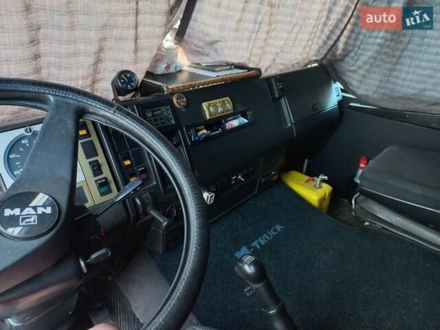 Білий МАН Командор, об'ємом двигуна 12 л та пробігом 60 тис. км за 13400 $, фото 2 на Automoto.ua