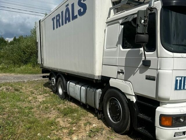 Белый МАН Командор, объемом двигателя 12.8 л и пробегом 369 тыс. км за 15000 $, фото 2 на Automoto.ua