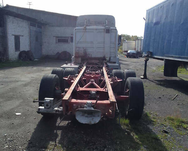 МАН Командор 1987 в Мукачеве на Automoto.ua Белый МАН Командор, объемом двигателя 12 л и пробегом 500 тыс. км за 2700 $, фото 8 на Automoto.ua