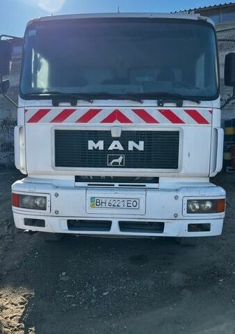 Белый МАН Ф 2000, объемом двигателя 0 л и пробегом 800 тыс. км за 14200 $, фото 7 на Automoto.ua