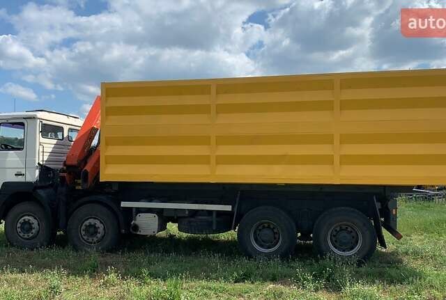 Белый МАН Ф 2000, объемом двигателя 12 л и пробегом 651 тыс. км за 48000 $, фото 3 на Automoto.ua