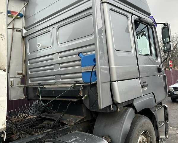 Серый МАН Ф 2000, объемом двигателя 11.97 л и пробегом 800 тыс. км за 6200 $, фото 9 на Automoto.ua