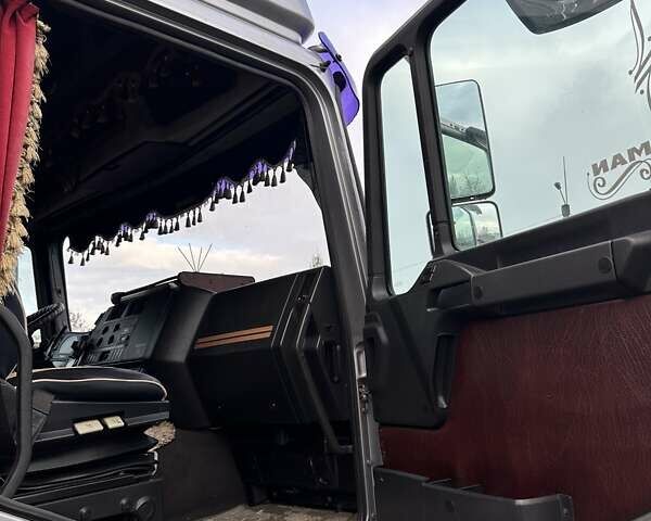 Серый МАН Ф 2000, объемом двигателя 11.97 л и пробегом 800 тыс. км за 6200 $, фото 13 на Automoto.ua