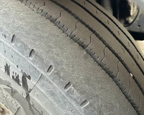 Серый МАН Ф 2000, объемом двигателя 11.97 л и пробегом 800 тыс. км за 6200 $, фото 4 на Automoto.ua