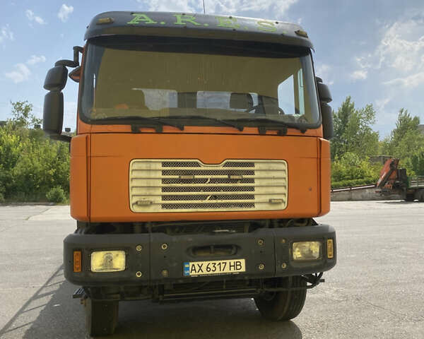 Оранжевый МАН Ф 2000, объемом двигателя 11.97 л и пробегом 385 тыс. км за 37500 $, фото 2 на Automoto.ua