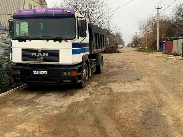 Белый МАН Ф, объемом двигателя 12 л и пробегом 700 тыс. км за 11500 $, фото 3 на Automoto.ua