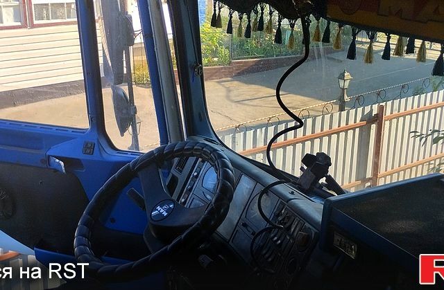 Белый МАН Ф, объемом двигателя 12 л и пробегом 600 тыс. км за 10000 $, фото 3 на Automoto.ua