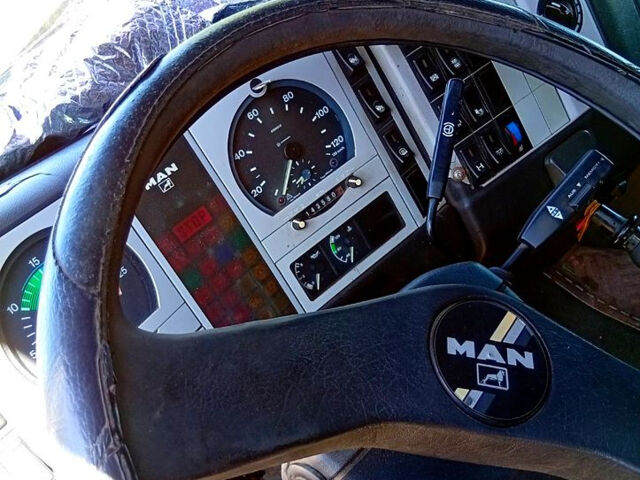 МАН Ф, объемом двигателя 10.4 л и пробегом 900 тыс. км за 5500 $, фото 2 на Automoto.ua