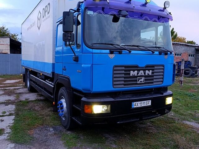 Синий МАН Ф, объемом двигателя 12 л и пробегом 397 тыс. км за 14000 $, фото 1 на Automoto.ua