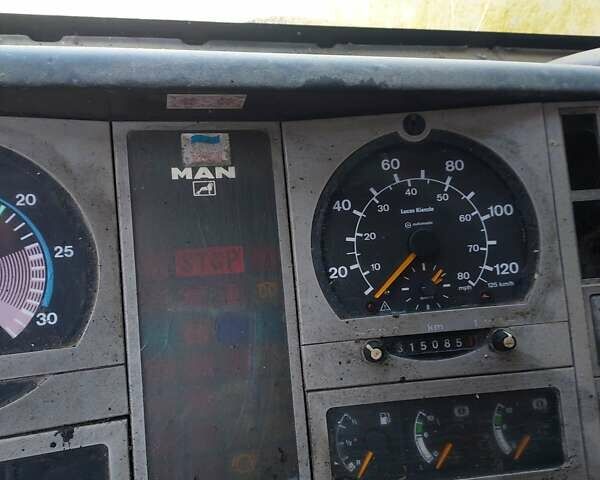 Белый МАН Л 2000, объемом двигателя 4.58 л и пробегом 315 тыс. км за 6650 $, фото 2 на Automoto.ua