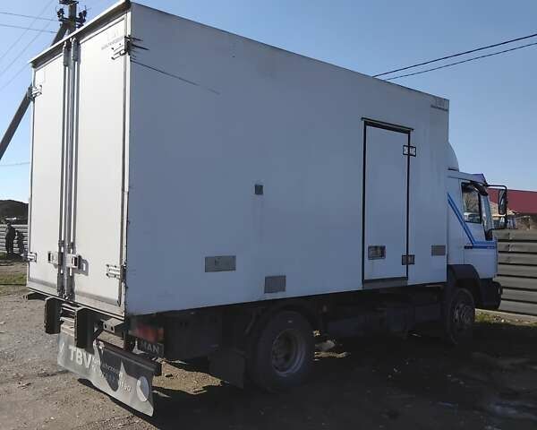 Белый МАН Л 2000, объемом двигателя 4.58 л и пробегом 300 тыс. км за 15500 $, фото 5 на Automoto.ua