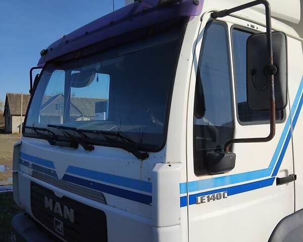 Белый МАН Л 2000, объемом двигателя 4.58 л и пробегом 300 тыс. км за 15500 $, фото 1 на Automoto.ua