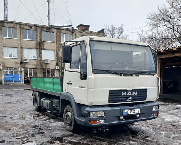 Белый МАН Л 2000, объемом двигателя 4.85 л и пробегом 600 тыс. км за 15300 $, фото 2 на Automoto.ua