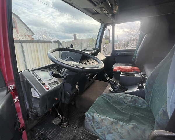 Красный МАН Л 2000, объемом двигателя 6.87 л и пробегом 500 тыс. км за 9200 $, фото 6 на Automoto.ua