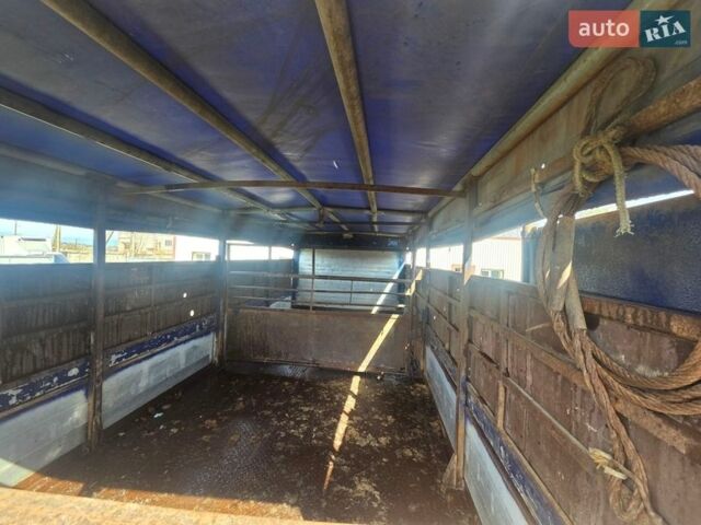 Синий МАН Л 2000, объемом двигателя 4.58 л и пробегом 765 тыс. км за 14000 $, фото 3 на Automoto.ua