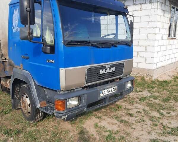 Синий МАН Л 2000, объемом двигателя 6.9 л и пробегом 650 тыс. км за 8000 $, фото 9 на Automoto.ua
