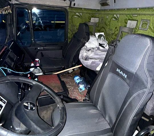 Белый МАН Л, объемом двигателя 6.9 л и пробегом 219 тыс. км за 11000 $, фото 9 на Automoto.ua