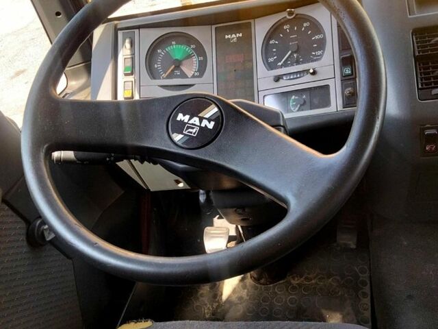 МАН Л, объемом двигателя 4.6 л и пробегом 785 тыс. км за 7900 $, фото 8 на Automoto.ua