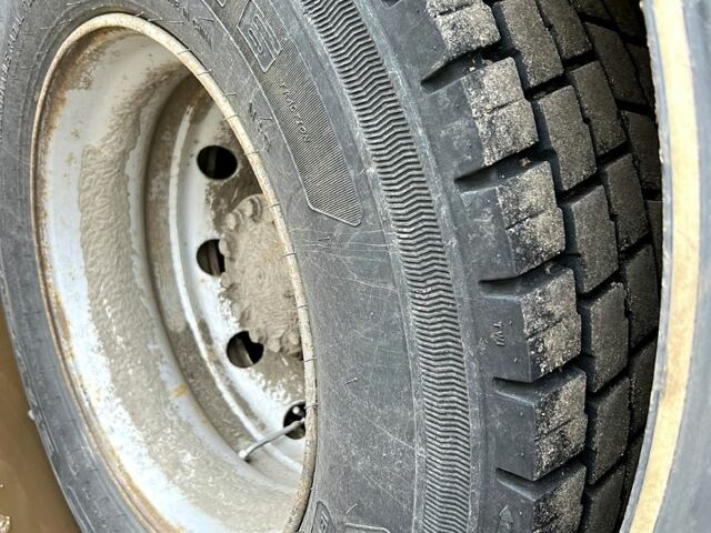 Желтый МАН Л, объемом двигателя 6.9 л и пробегом 85 тыс. км за 9500 $, фото 4 на Automoto.ua