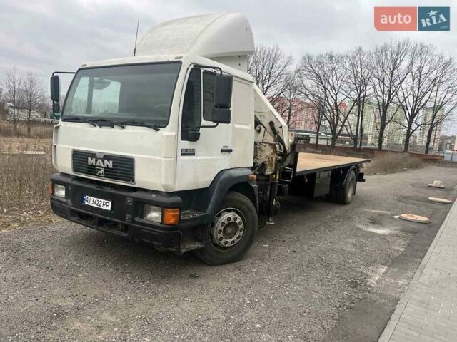 Белый МАН ЛЕ 18.220, объемом двигателя 0 л и пробегом 111 тыс. км за 22000 $, фото 1 на Automoto.ua