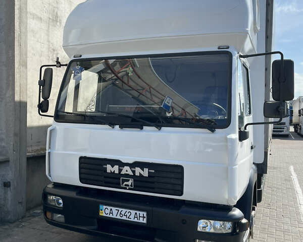 Белый МАН ЛЕ 8.180, объемом двигателя 4.58 л и пробегом 712 тыс. км за 15800 $, фото 2 на Automoto.ua