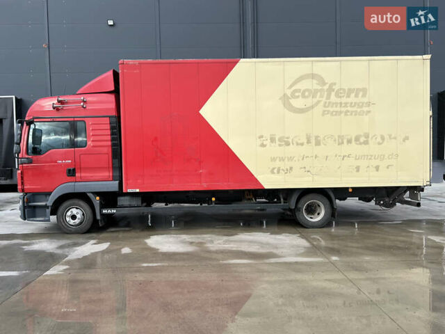 Красный МАН ЛЕ 8.220, объемом двигателя 4.6 л и пробегом 399 тыс. км за 28900 $, фото 7 на Automoto.ua