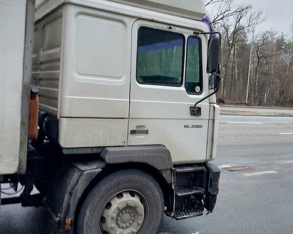 Белый МАН МЕ 220, объемом двигателя 7 л и пробегом 900 тыс. км за 11000 $, фото 3 на Automoto.ua