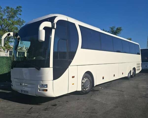 Белый МАН Р08, объемом двигателя 12.42 л и пробегом 800 тыс. км за 92000 $, фото 2 на Automoto.ua