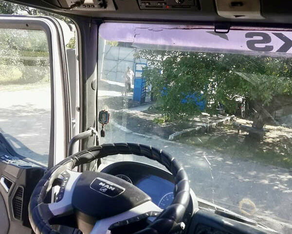 Белый МАН ТГА, объемом двигателя 10.52 л и пробегом 100 тыс. км за 21000 $, фото 9 на Automoto.ua