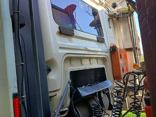 Белый МАН ТГА, объемом двигателя 12 л и пробегом 120 тыс. км за 10000 $, фото 7 на Automoto.ua
