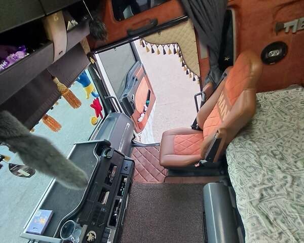Белый МАН ТГА, объемом двигателя 10.52 л и пробегом 480 тыс. км за 18000 $, фото 16 на Automoto.ua