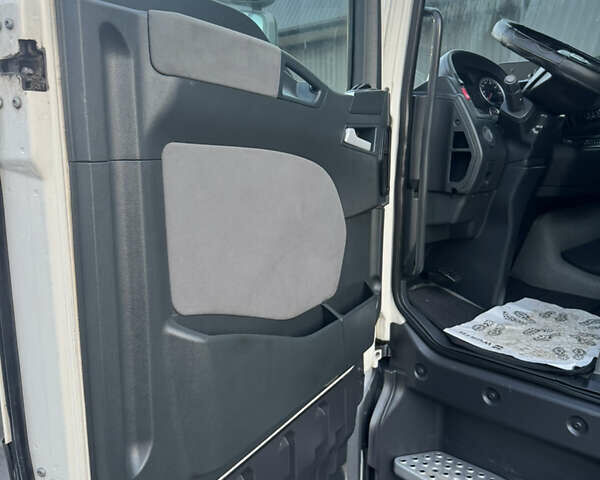 Білий МАН TGA, об'ємом двигуна 10.52 л та пробігом 751 тис. км за 13500 $, фото 13 на Automoto.ua